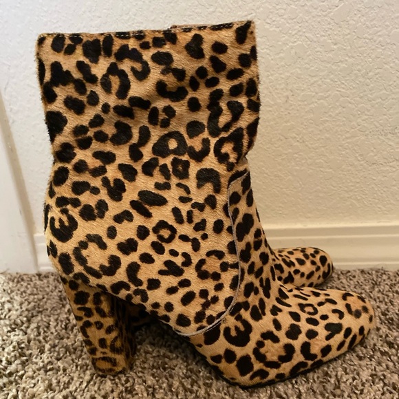 Steve Madden Womens Editor Leopard Animal Print Fashion Boots Size 7.5 - Picture 1 of 11